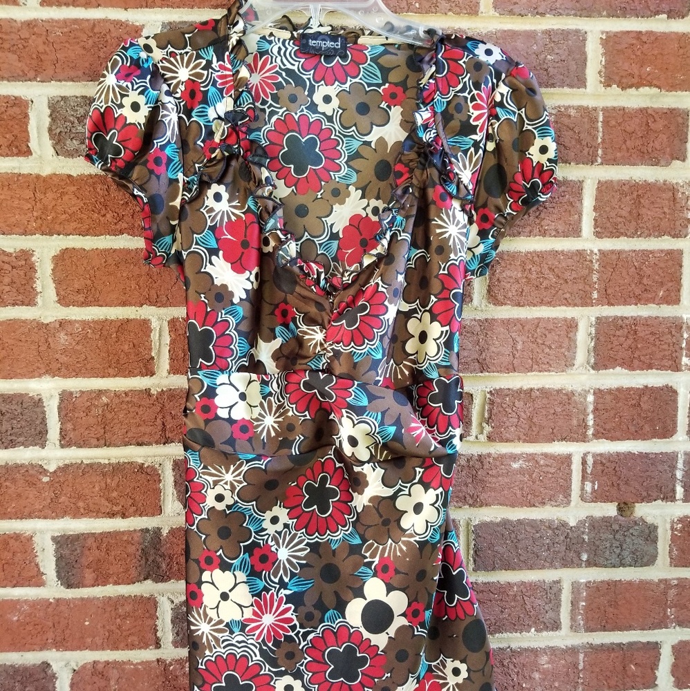 (Donated) (2)  Bundle Tops - Picture 3 of 8